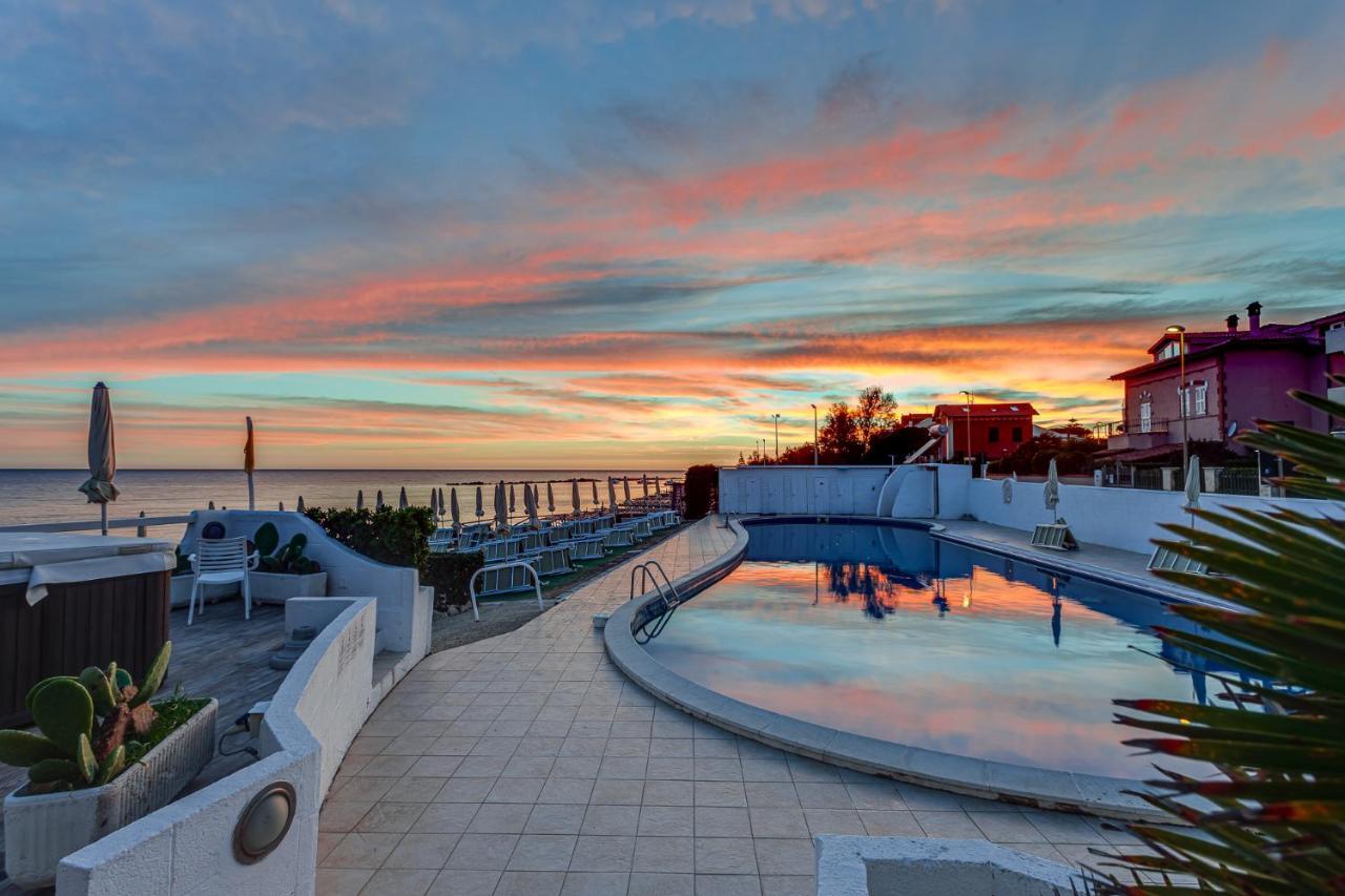 Hotel Cavalluccio Marino Santa Marinella Luaran gambar