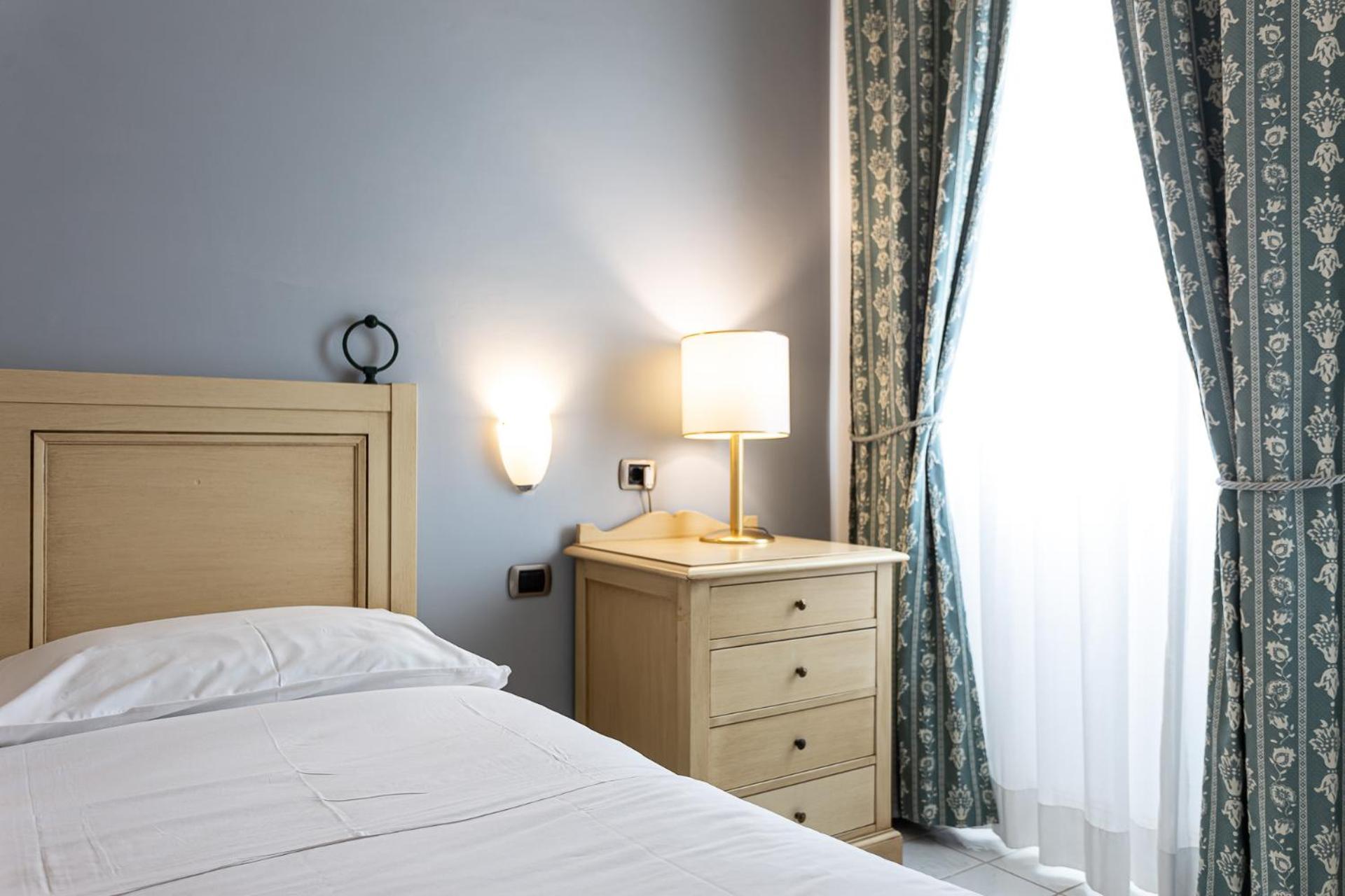 Hotel Cavalluccio Marino Santa Marinella Bilik gambar